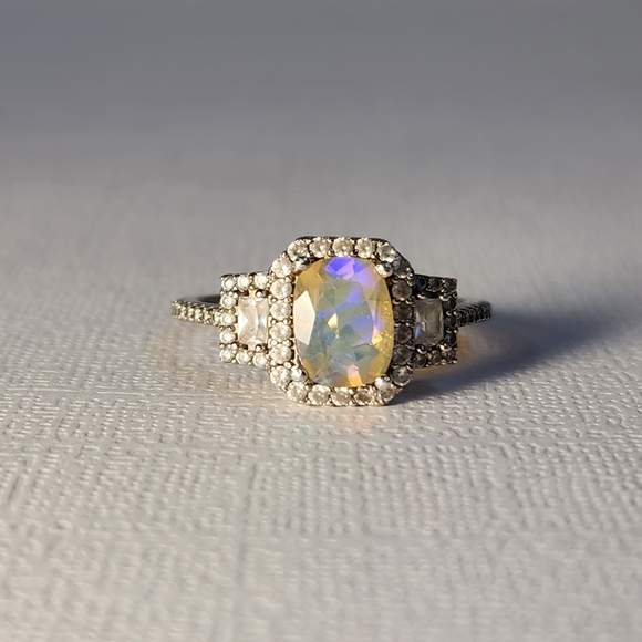 [On HOLD/repair] Sizeable Real/Natural Ethiopian Opal 925 Silver Ring Sz 8 - Picture 12 of 16